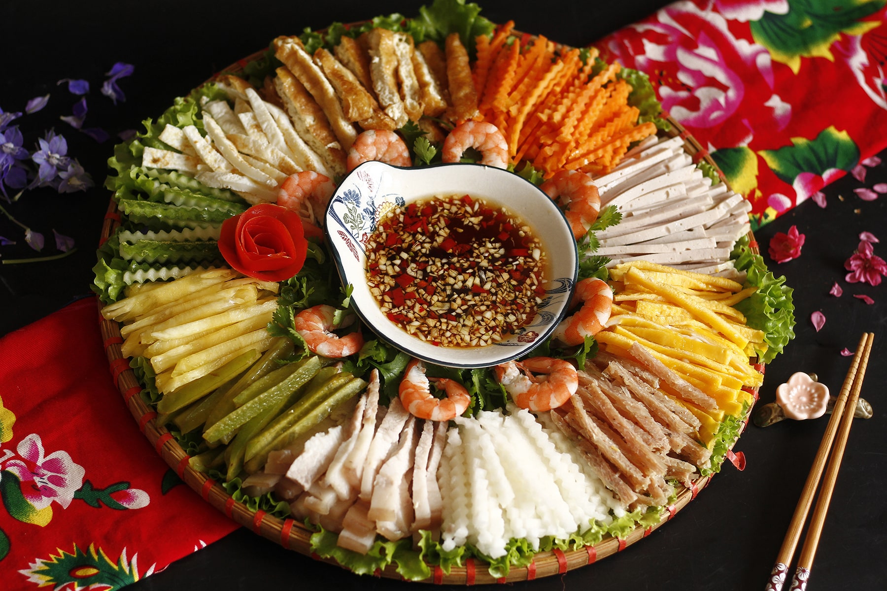 Bánh Tráng Cuốn Thịt Heo Cung Cấp Bao Nhiêu Calo?